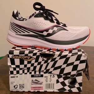 BRAND NEW Size 7.5- Saucony Ride 14 White Sneakers